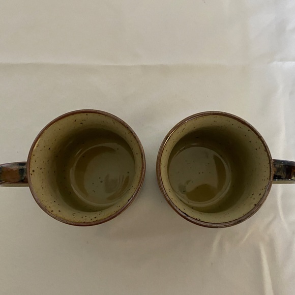 Pair of Brown Vintage Speckled Mugs with Ships - Picture 5 of 8